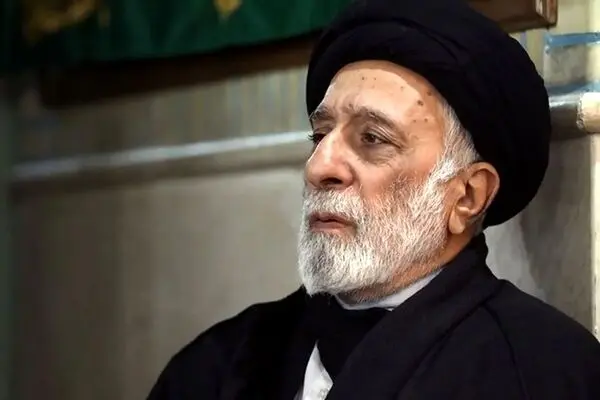 پاسخ سیدهادی خامنه‌ای به شایعه تحصیل رهبر شهید در روسیه