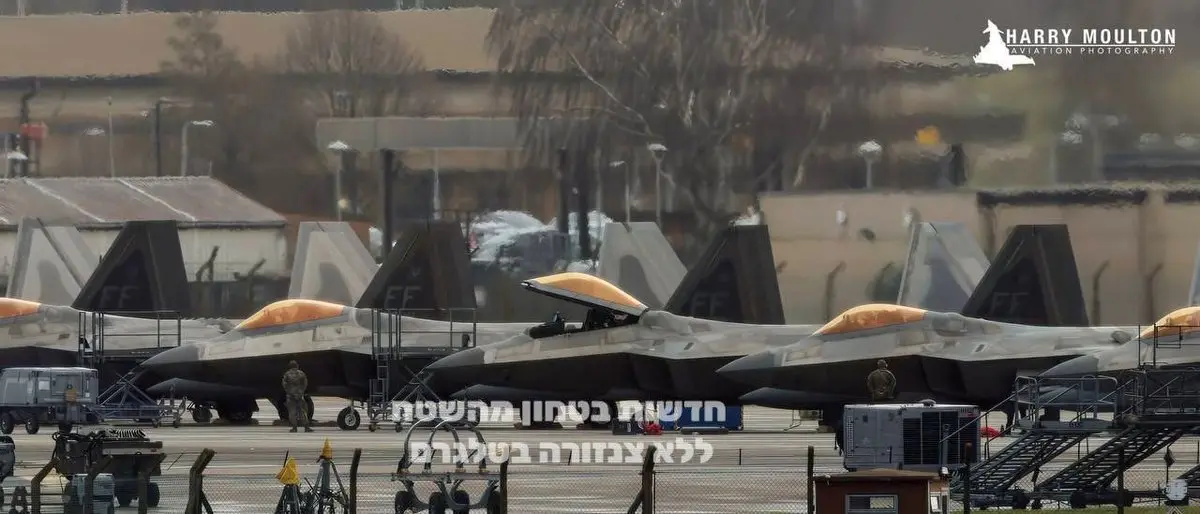 فرود ۱۱ فروند جنگنده اف ۲۲ اعزامی از انگلیس در خاک اسرائیل