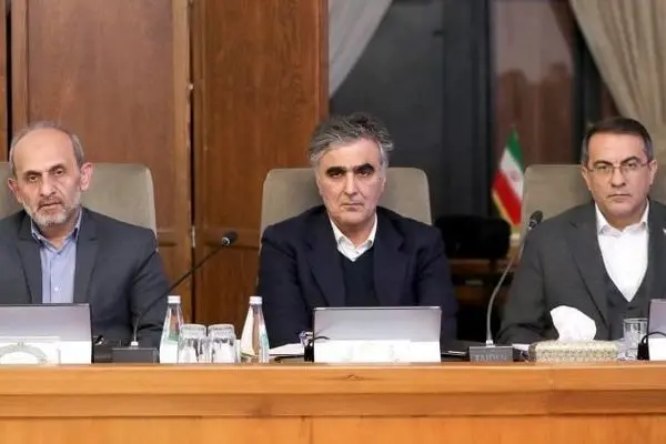 با افزایش شدید قیمت ارز و طلا ؛ فرزین استعفا داد!