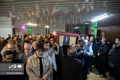 کریم مجتهدی