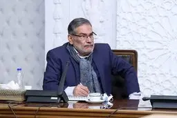 علی شمخانی،مشغول پول دادن عجیب در تخت جمشید