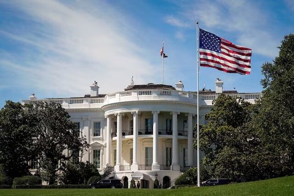 موضع‌گیری کاخ سفید علیه کمیته نوبل