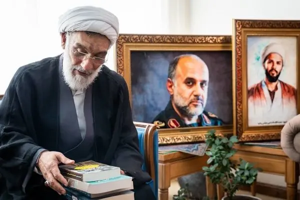 پورمحمدی: سرداران باقری و رشید کشور را نجات دادند