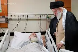عیادت رهبر انقلاب اسلامی از حضرت آیت‌الله نوری همدانی