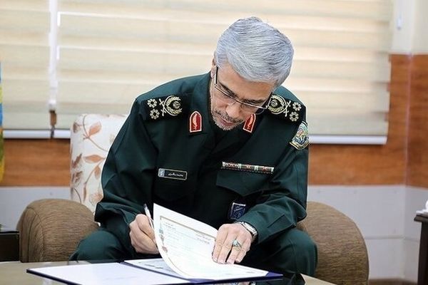 سرلشکر باقری: مردم، سپاه را پناهگاه محکم خود می‌دانند
