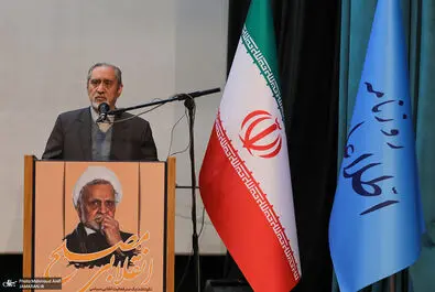 حجتی کرمانی