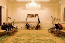 تصاویر دیدار عراقچی با وزیر خارجه عربستان
