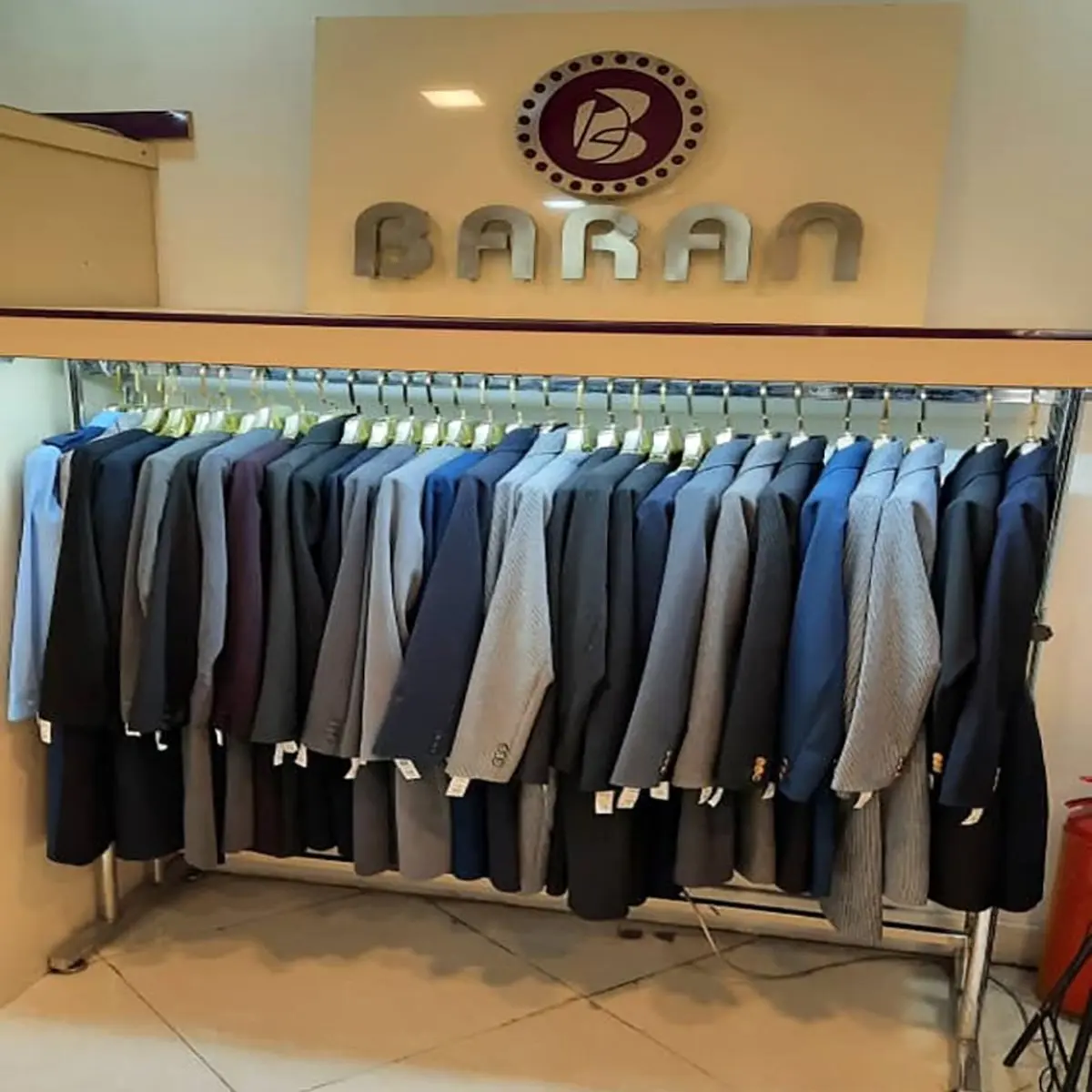 لباس کار اداری زنان 