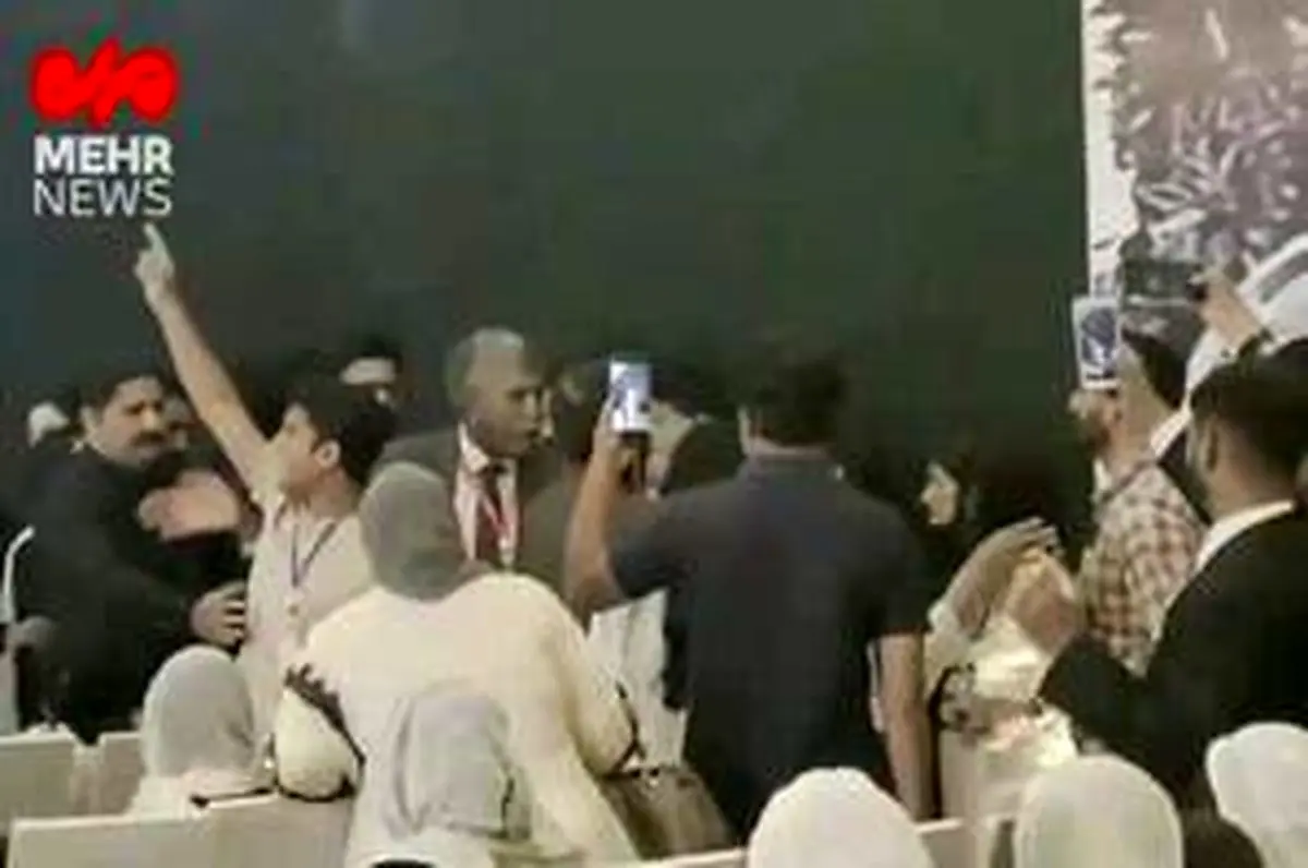 برهم خوردن سخنرانی سفیر آلمان در پاکستان +فیلم