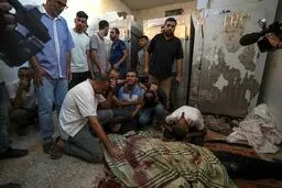  ۱۰۰ شهید در جنایت جدید رژیم صهیونیستی در غزه