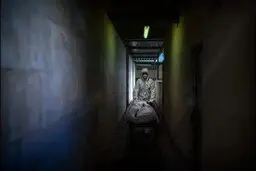 مغز یک بسیجی گلوله خورده در اتاق عمل به زمین ریخت + جزئیات