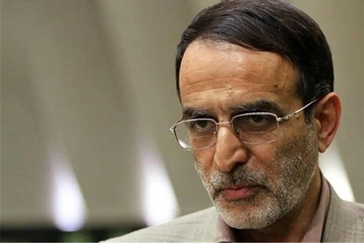 آقای حاشیه‌ساز