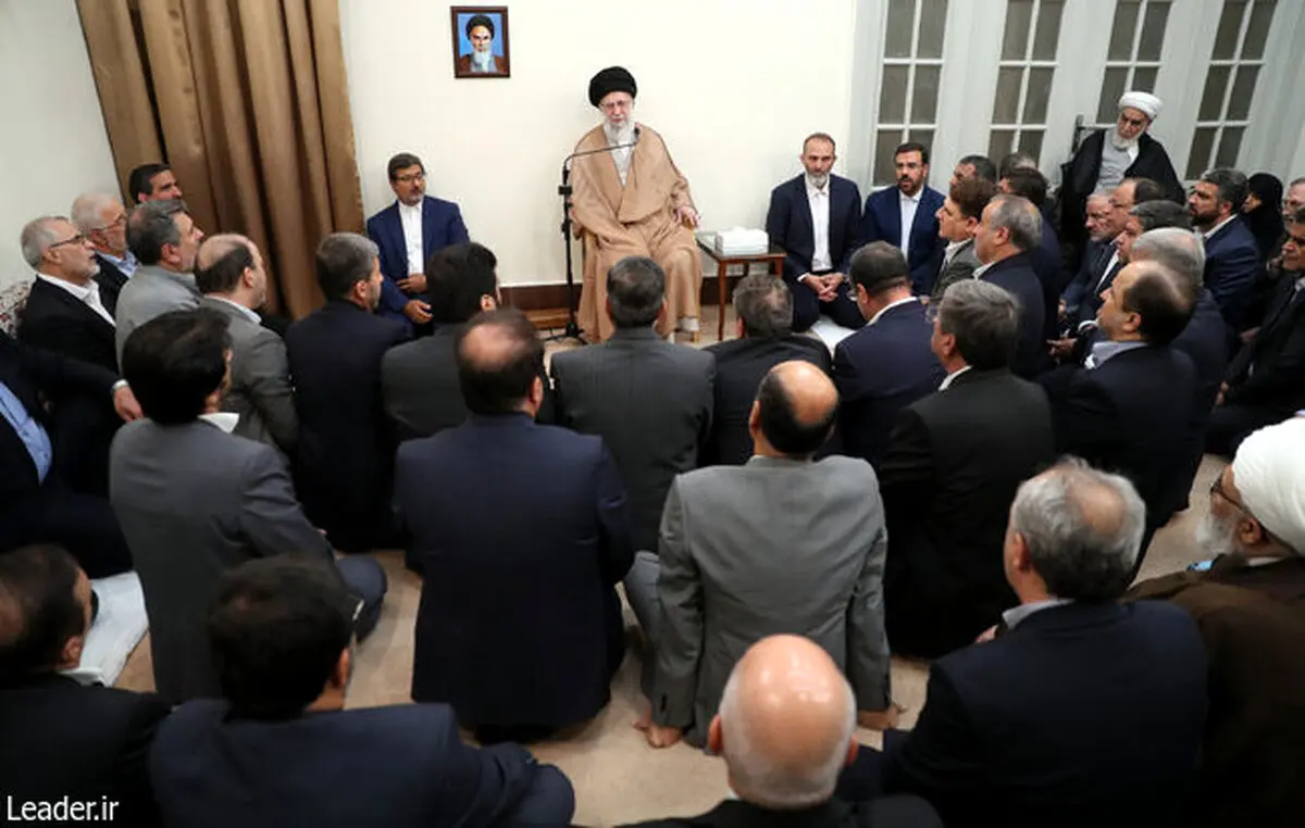 دیدار وزیر کشور و استانداران با رهبر انقلاب