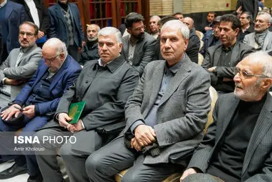 محمد شریعتمداری