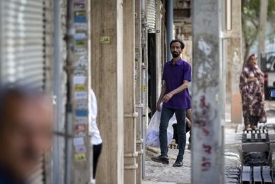 اراذل و وباش