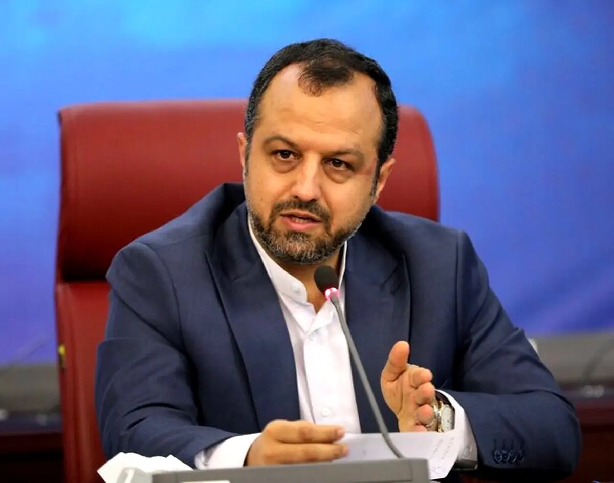 وزیر اقتصاد وارد کرمان شد