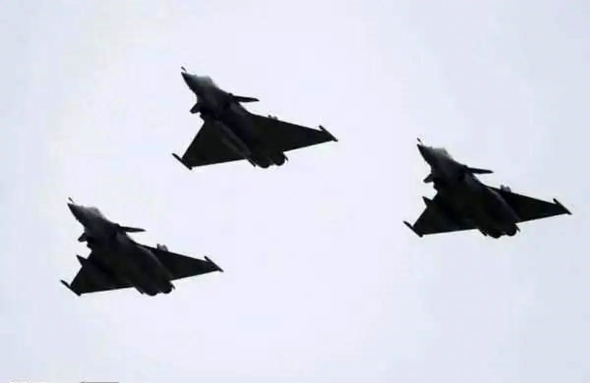 نبرد میان اف ۱۶ آمریکایی و اس ۴۰۰ روسی / برنده کدام است