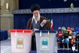 رهبری پس از شرکت در انتخابات: در کار خیر حاجت هیچ استخاره نیست