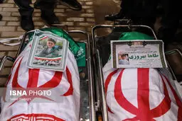 تصاویر تشییع و تدفین پیکر دو کودک هفت ساله شهید در تبریز