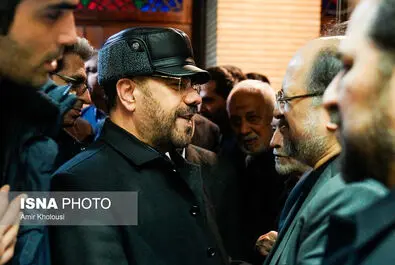 محمد شریعتمداری