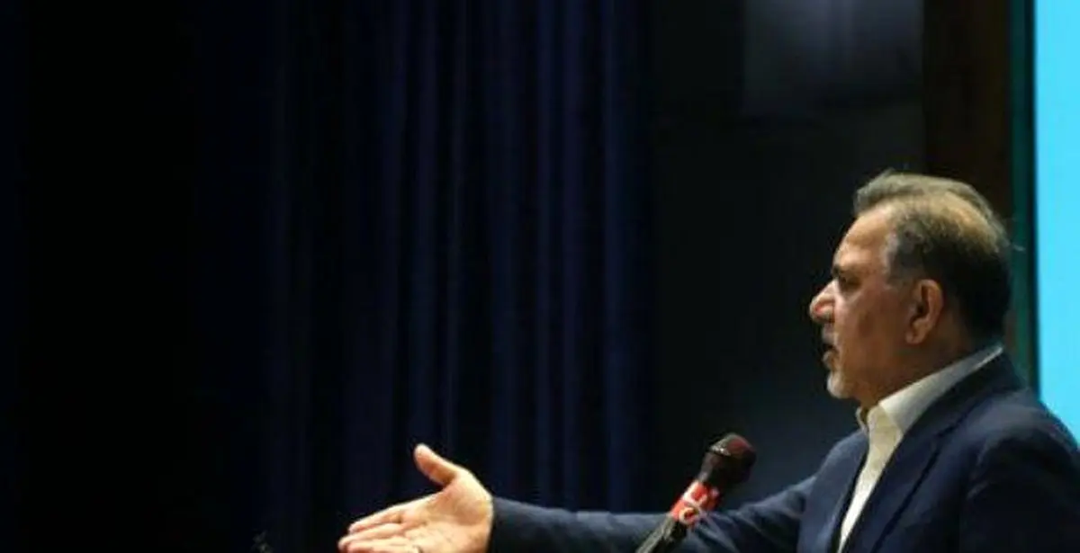 موج‌سواری بیگانگان بر اشتباهات داخلی با نبود دولت