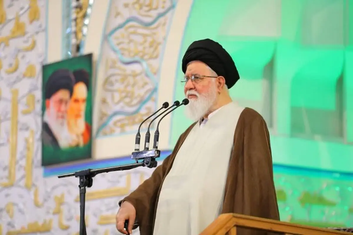 امام جمعه مشهد: در مجازات دشمن نباید شتاب‎زده عمل کرد