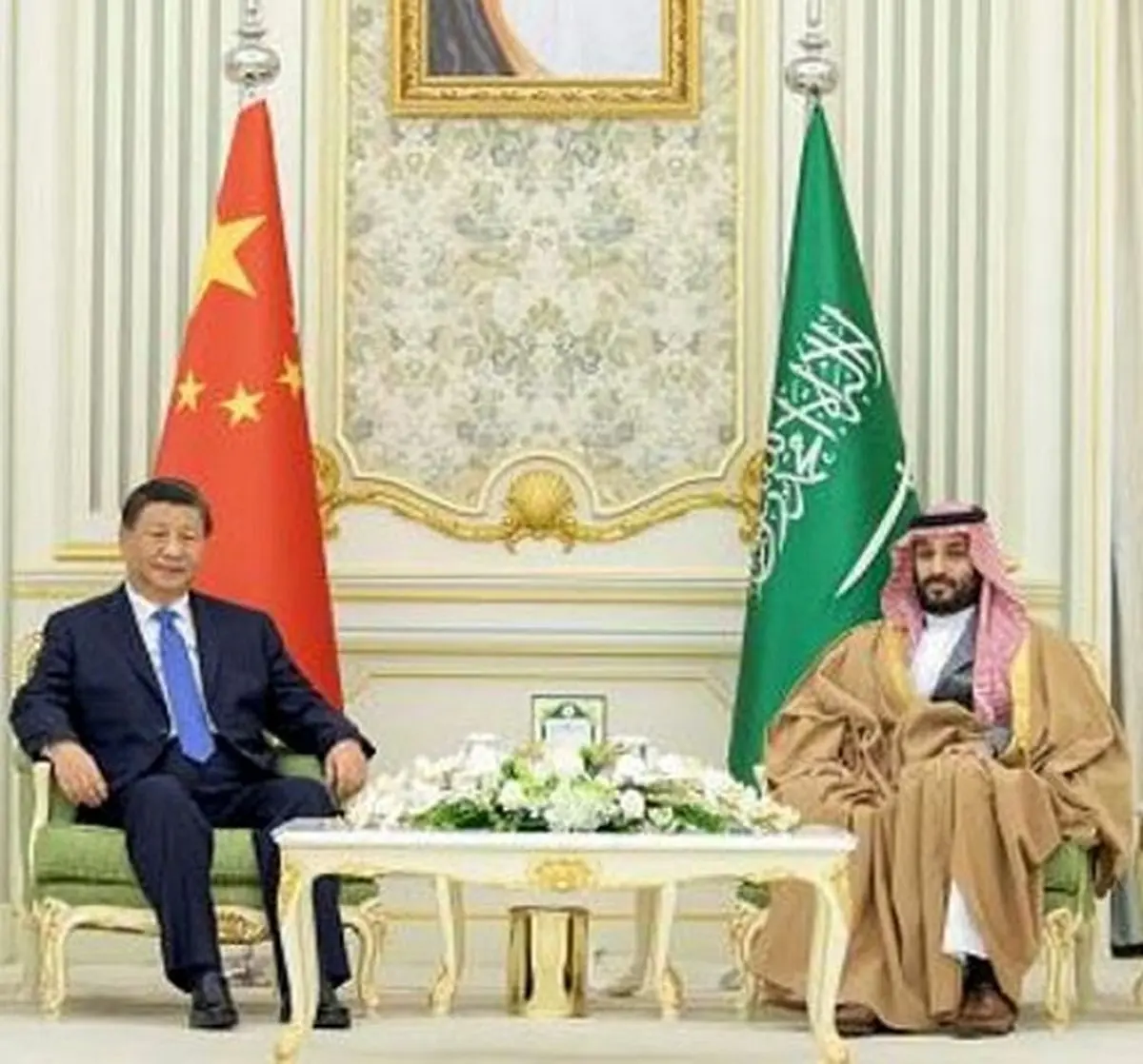 انقلاب در سیاست خارجه عربستان/ ریاض بین پکن و واشنگتن پل می زند؟