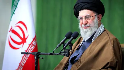 رهبر انقلاب: نباید انگیزه‌های دوران دفاع مقدس خاموش شود