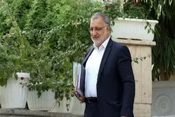 آقای زاکانی با آن با ۱۵۰ همت چه کردید؟ | شهردار ماندن زاکانی پس از اتمام دوره، مشروعیت ندارد