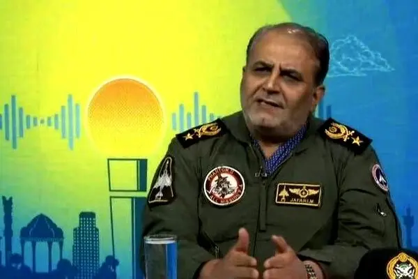 عبور بمب افکن های سوخو ۲۴ ایران از رینگ پدافندی آمریکا روی العدید