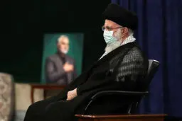 عزاداری شب هشتم محرم با حضور رهبرانقلاب