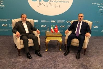 دیدار عراقچی با هاکان فیدان وزیر خارجه ترکیه