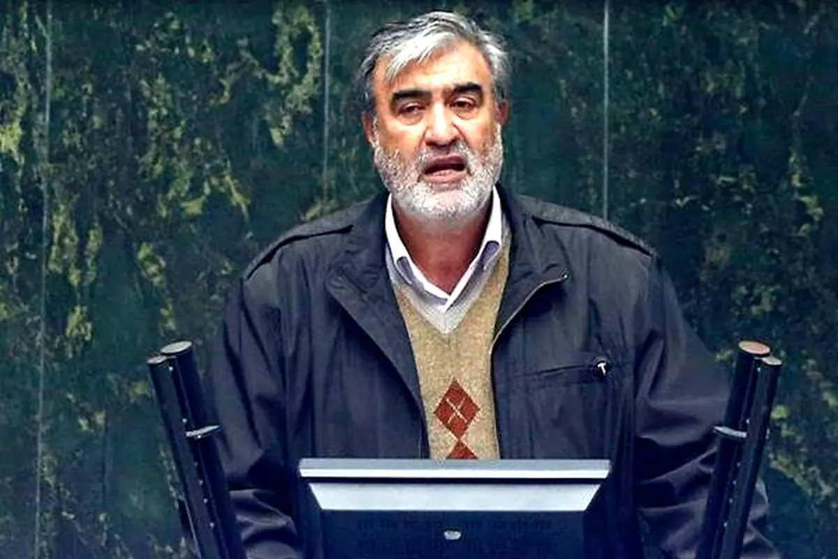 عزیزی: برخی براساس کینه نسبت به سپاه می‌خواهند به انتصابات اخیر انگ بزنند