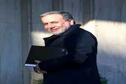 عراقچی: هدف از سفر به روسیه انتقال پیام مکتوب رهبری به پوتین است/اصل موضوع غنی‌سازی قابل مذاکره نیست