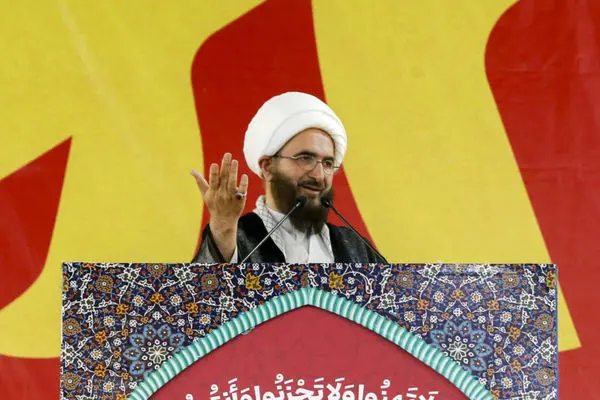 حاج علی‌اکبری: دشمن غلطی کند، موشک‌هایمان دودمان آنها را بر باد می‌دهد
