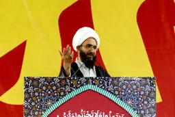 حاج علی‌اکبری: دشمن غلطی کند، موشک‌هایمان دودمان آنها را بر باد می‌دهد