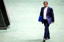 اولین استیضاح در دولت پزشکیان/ ۱۲ اسفند همتی استیضاح می‌شود