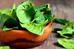 با این سبزی به جنگ سرطان و بیماری‌های قلبی بروید