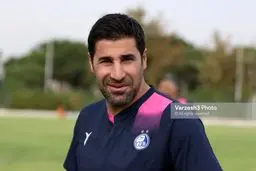 بیگ زاده: هیچ بازیکنی در استقلال کم کاری نمی‌کند