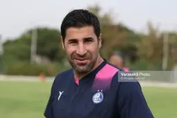 بیگ زاده: هیچ بازیکنی در استقلال کم کاری نمی‌کند