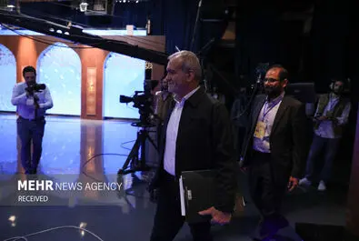 مناظره دور دوم