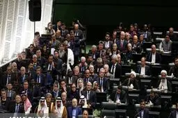 پایان نخستین جلسه مجلس دوازدهم/ هیأت رئیسه مجلس فردا تعیین می‌شود
