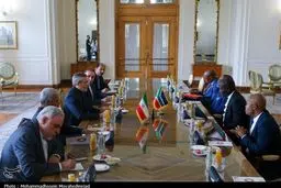 آفریقای جنوبی خواستار تعامل در دیوان کیفری بین‌المللی شد