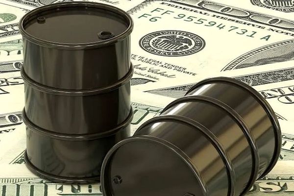 فایننشال تایمز خبر داد: افزایش قیمت نفت در بحبوحه تشدید تنش در خاورمیانه