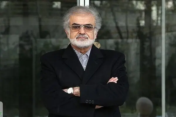 همتی در خدمت مافیای ارز عمل می‌کند