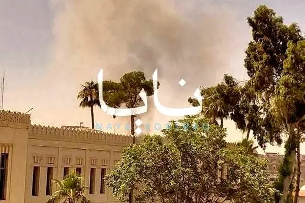 لحظه انفجار در نزدیکی محا اقامت امانوئل مکرون