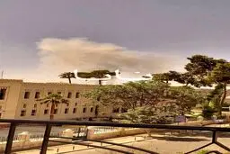 لحظه انفجار در نزدیکی محا اقامت امانوئل مکرون