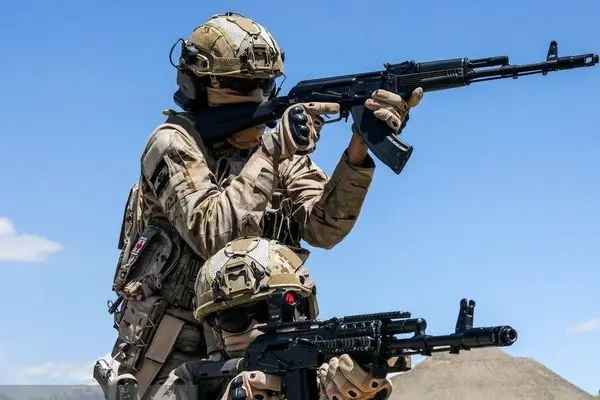 دستگیری تیم وابسته به گروهک‌های تروریستی