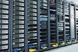 چرا ذخیره سازی از نوع san راهکاری مطمئن و پرسرعت است؟