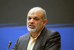 اساس جریان عاشورا سیاسی و غیرسکولار است